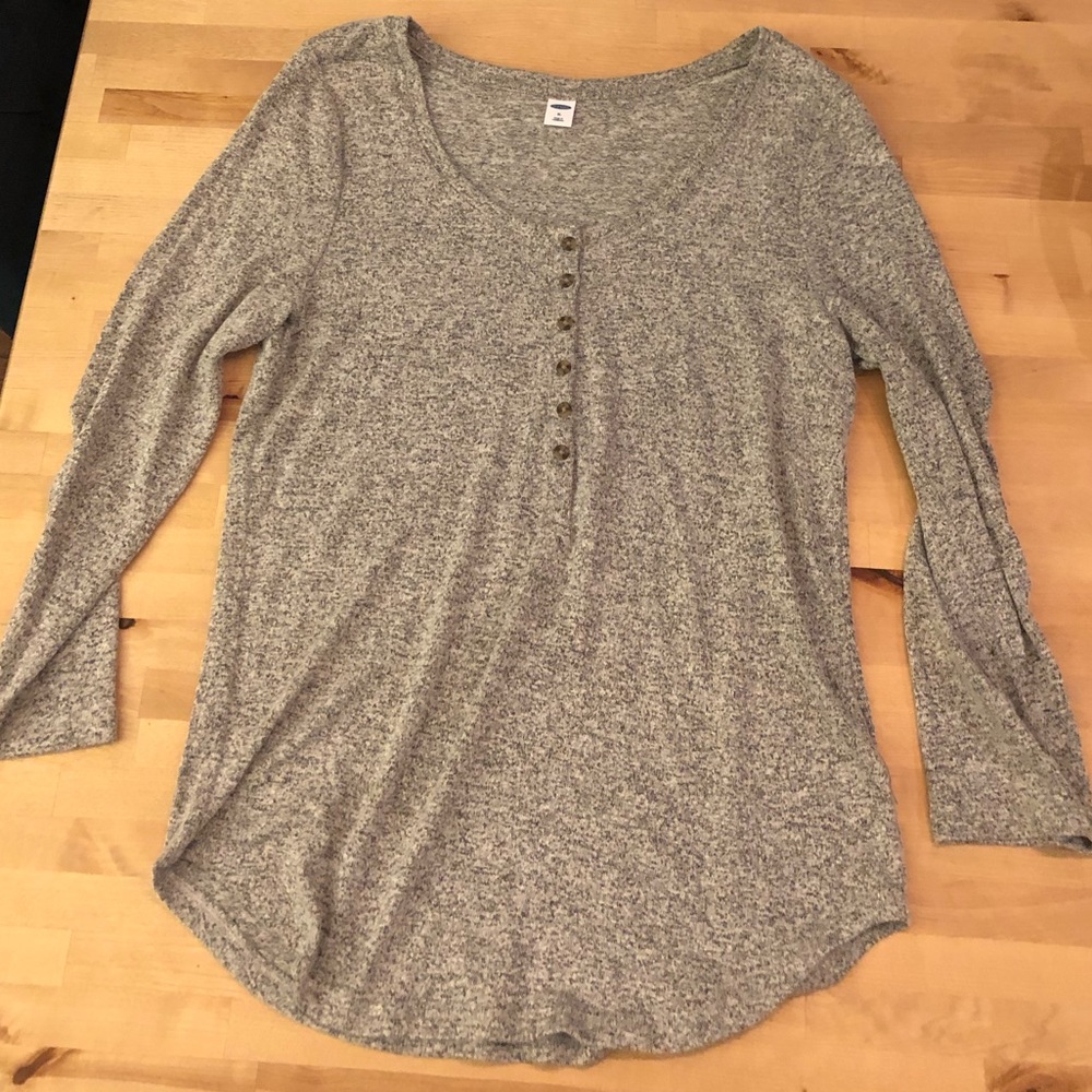 Old Navy gray henley XL, 3/4 sleeve, super soft!